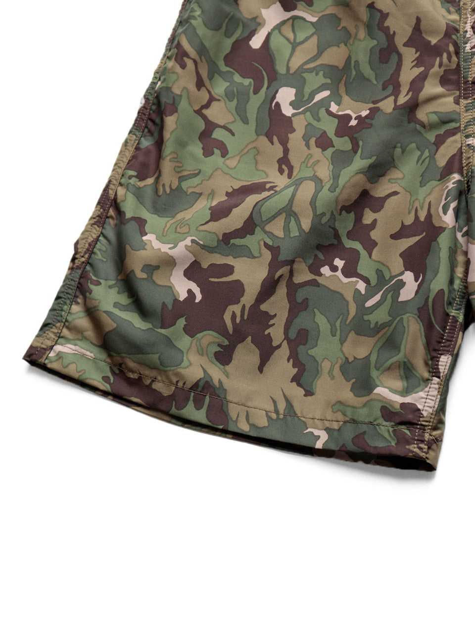Kapital Quick-Drying Taffeta Piece Camo Easy Shorts