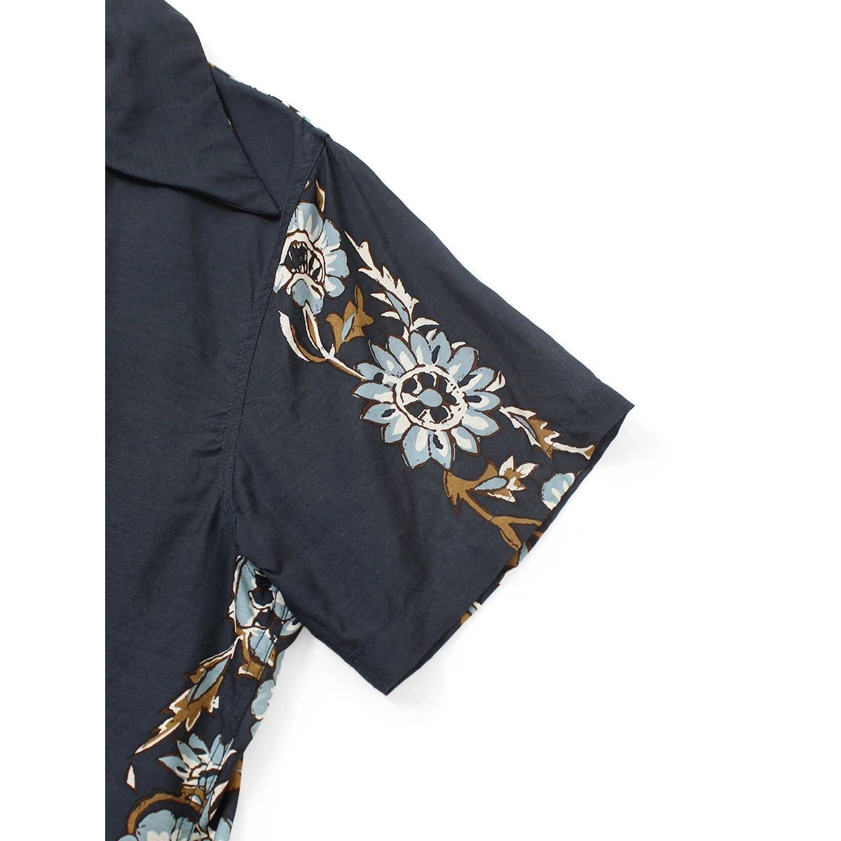 Kapital Silk Rayon Toggle Short Sleeve Open Collar Shirt (Maile Print) Ladies