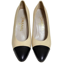 Load image into Gallery viewer, Vintage Chanel High Heels